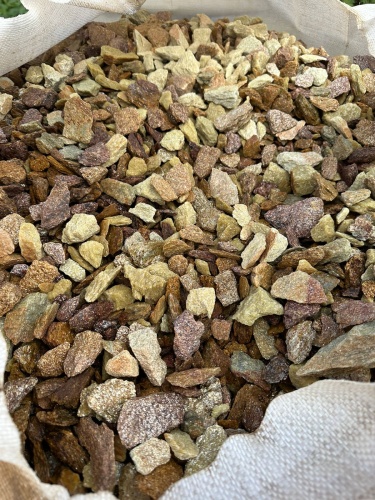 Златолит персиковый декоративная каменная крошка купить в Туринске