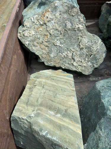 Ландшафтные глыбы зелёные 200-500 килограмм купить в Туринске