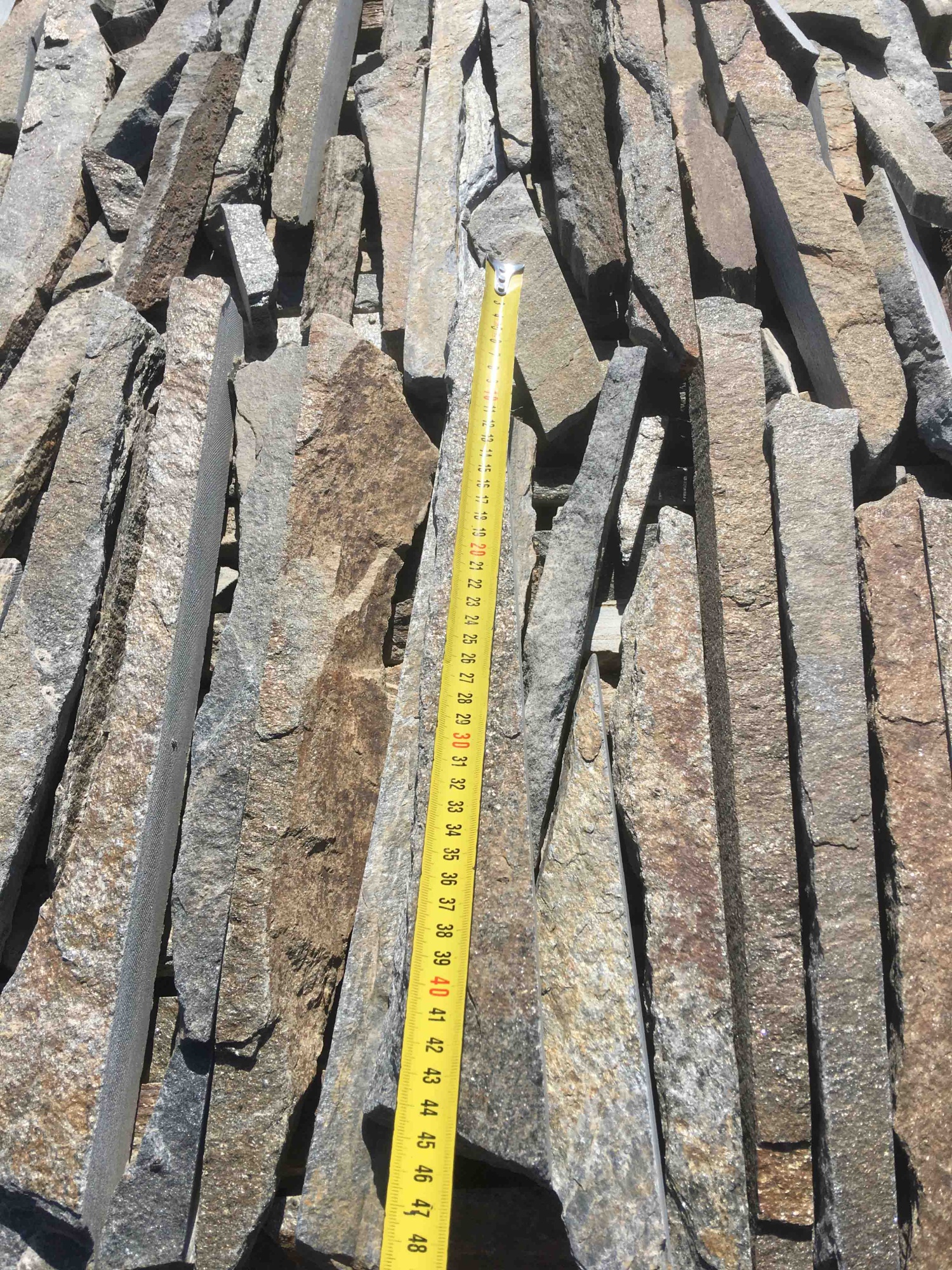 Горбушка златолит мультиколор для облицовки купить в Туринске