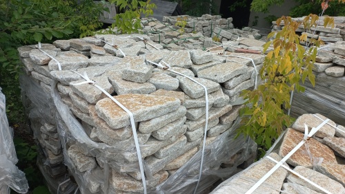 Гранитный плитняк галтованный для парковки купить в Туринске