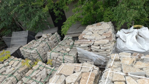 Гранитный плитняк галтованный для парковки купить в Туринске