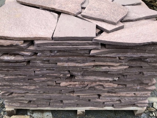 Плитняк лемезит бордовый для облицовки цоколя 20-25 мм  купить в Туринске