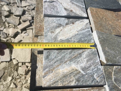 Плитка пилёная златолит Уральский для цоколя, отмостки купить в Туринске