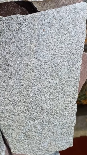 Плитняк златолит серебристый для цоколя, отмостки купить в Туринске