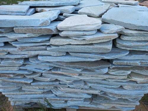 Плитняк златолит зелёный галтованный для цоколя купить в Туринске